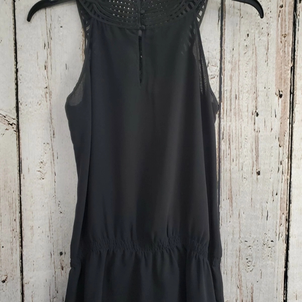 White‎ House Black Market Womens Small Yolk Neck Peplum Sleeveless Blouse EUC - Picture 4 of 6